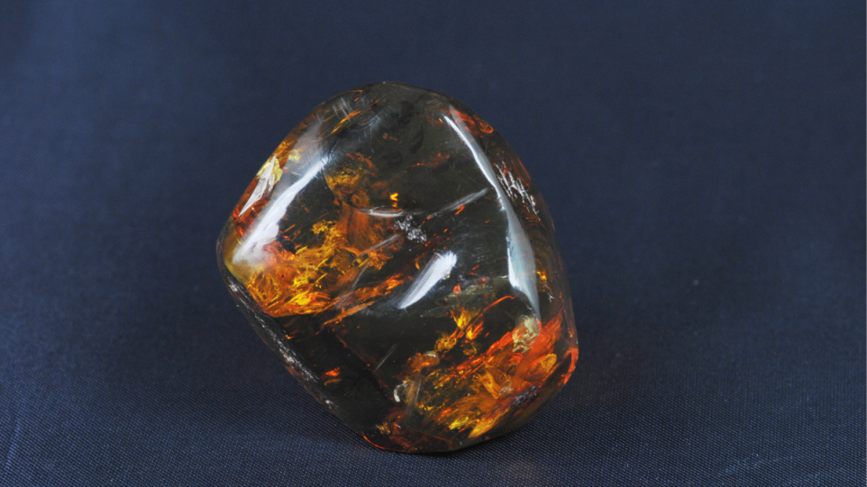 Amber stone meaning