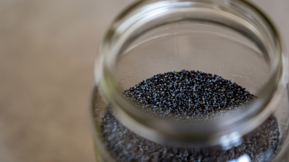 Health poppy seeds benefits