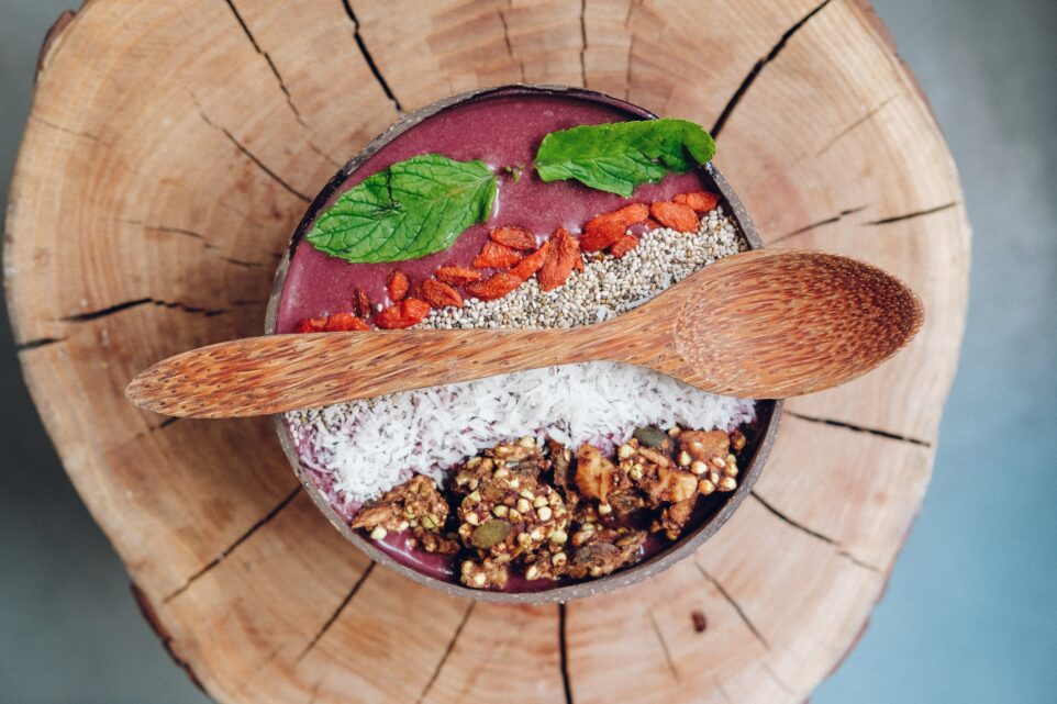 How to Incorporate Superfoods In Your Diet for Added Nutritional Benefits